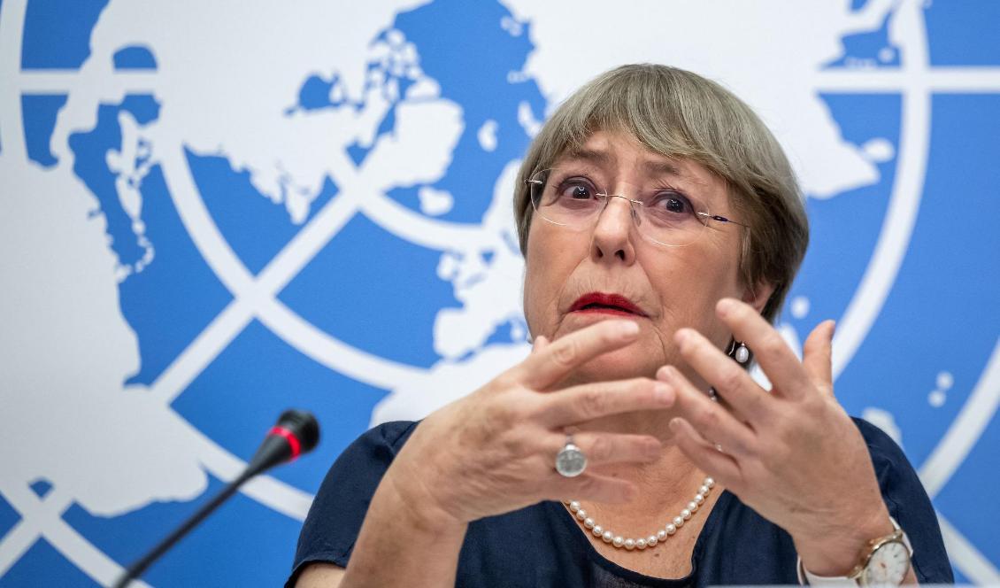 




FN:s människorättskommissionär, Michelle Bachelet håller en presskonferens den 25 augusti i FN:s huvudkontor i Genève i Schweiz. Foto: Fabrice Coffrini/AFP via Getty Images                                                                                                                                                                                                                            