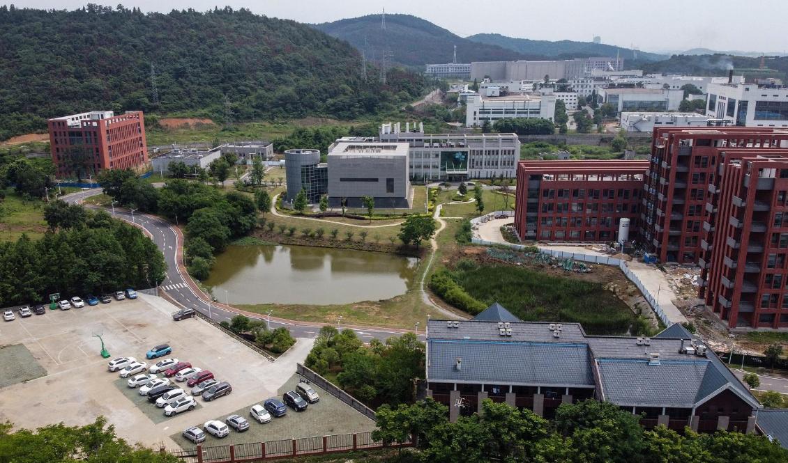 

På bilden syns Wuhans virologiska institut i Wuhan i Kina. Foto: Hector Retamal/AFP via Getty Images                                                                                        