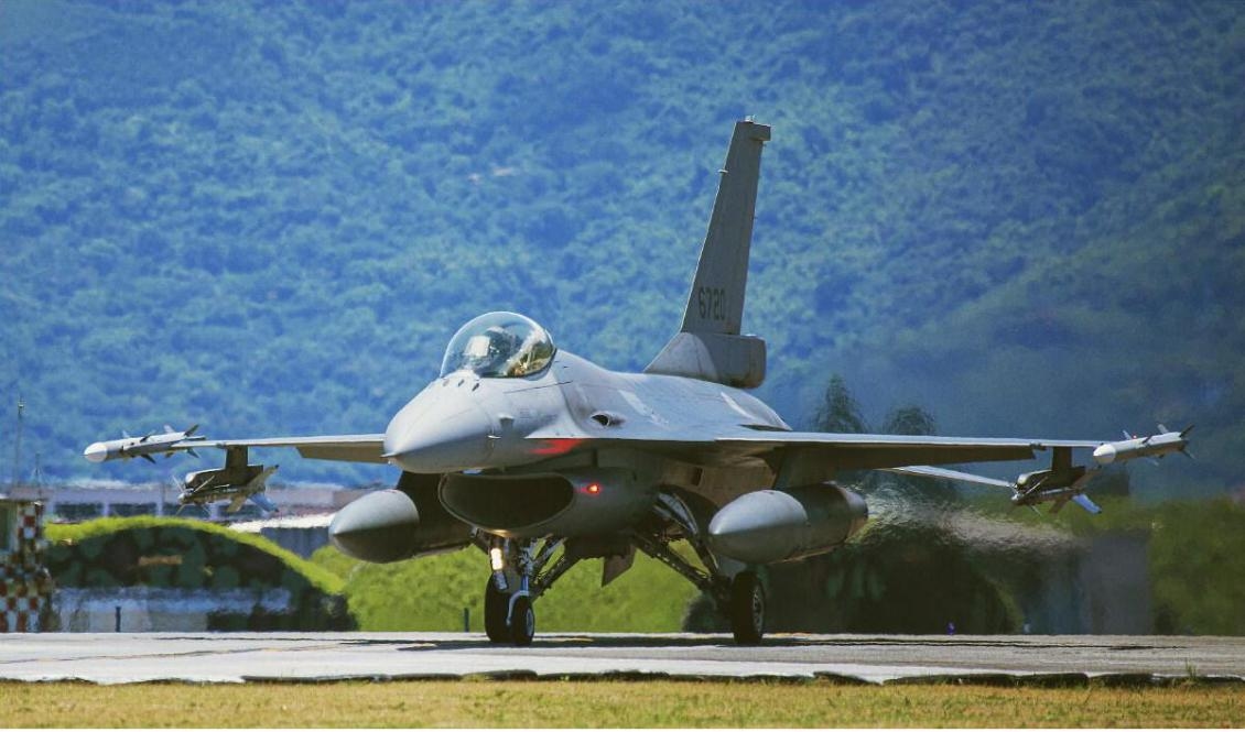 Taiwanesiska flygvapnet befann sig i hög beredskap under amerikanska representanthusets talman Nancy Pelosis besök i Taiwan i augusti. Foto: Annabelle Chih/Getty Images
