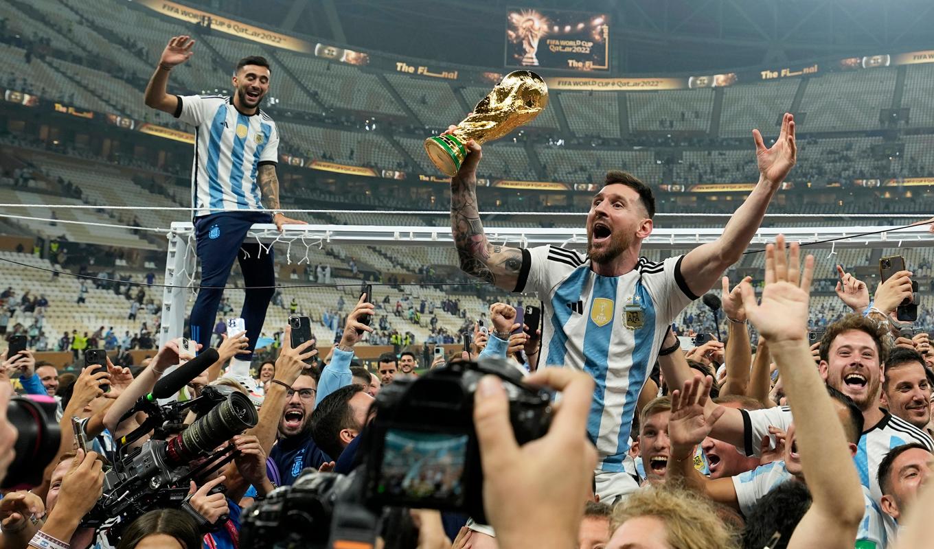 Messi med VM-bucklan. Foto: Martin Meissner/AP/TT