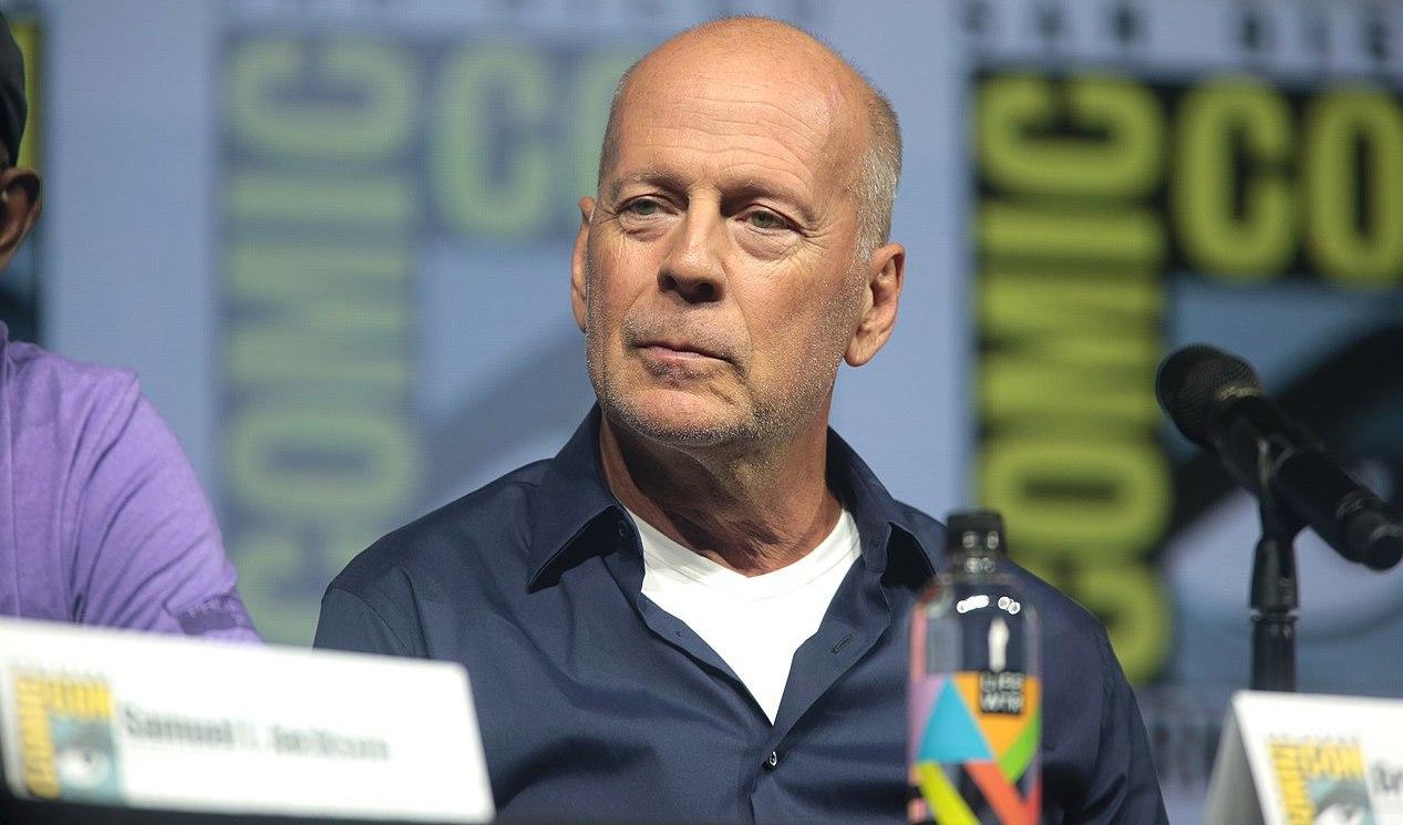 Bruce Willis familj meddelade under torsdagen att den världsberömde skådespelaren har drabbats av den obotliga sjukdomen frontallobsdemens. Foto: Gage Skidmore (CC BY-SA 2.0)