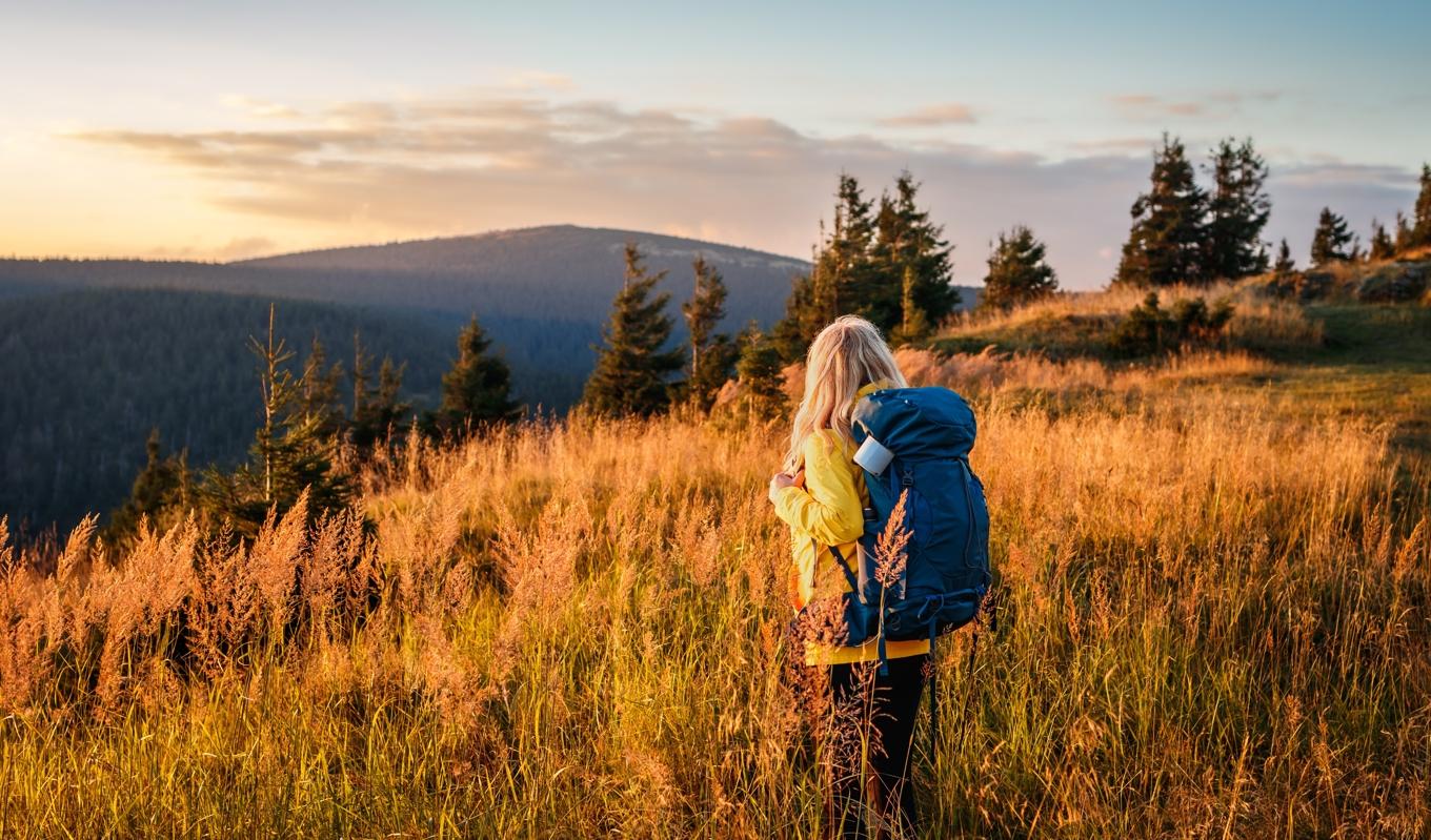 På hösten är det vanligt att drabbas av depression. Detta kan motverkas genom att vandra i berg och vistas i naturen. Foto: Shutterstock