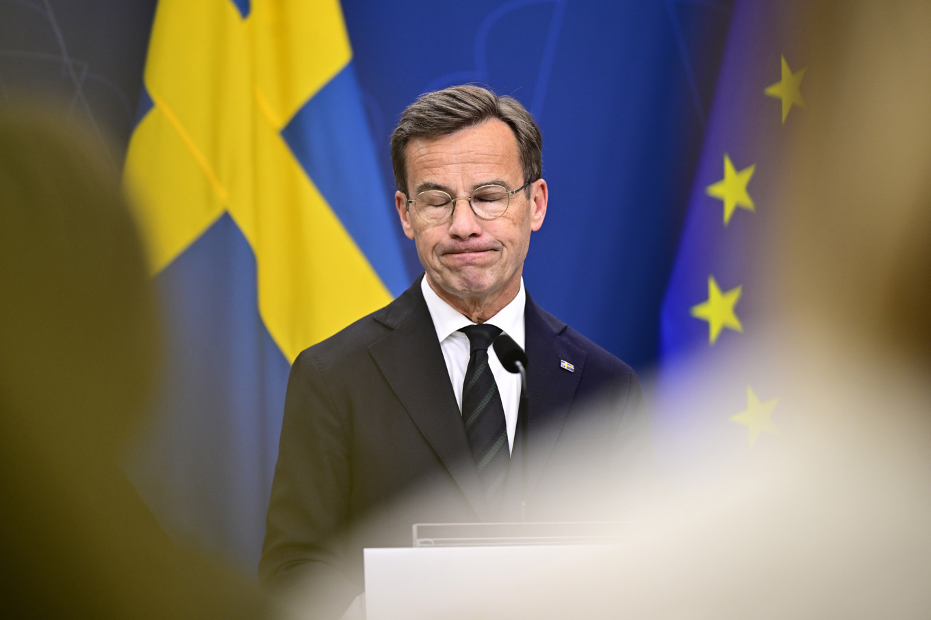 Statsminister Ulf Kristersson pressar nu EU att agera mot Israel. Men vändningen har skakat om både Moderaterna och KD – och fått SD att reagera negativt. Foto: Magnus Lejhall/TT