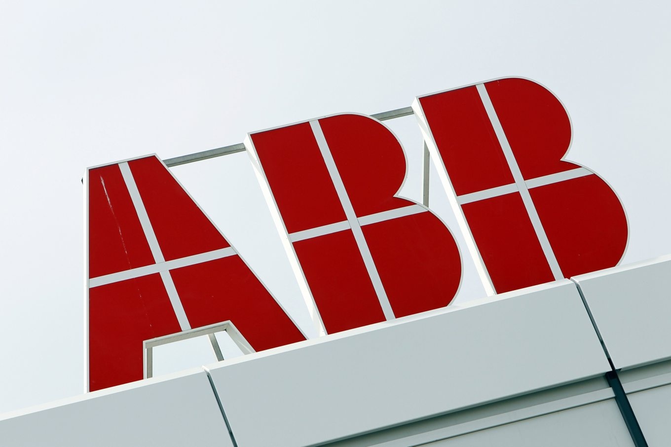 Kvartalsrapport från ABB, den svensk-schweiziska automationskoncernen. Arkivbild Foto: Urs Flueeler/AP/TT
