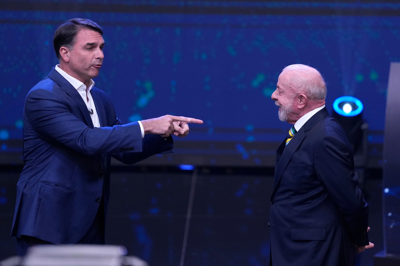 Flávio Bolsonaro och President Lula da Silva under en tv-debatt i helgen. Foto: Andre Penner/AP/TT