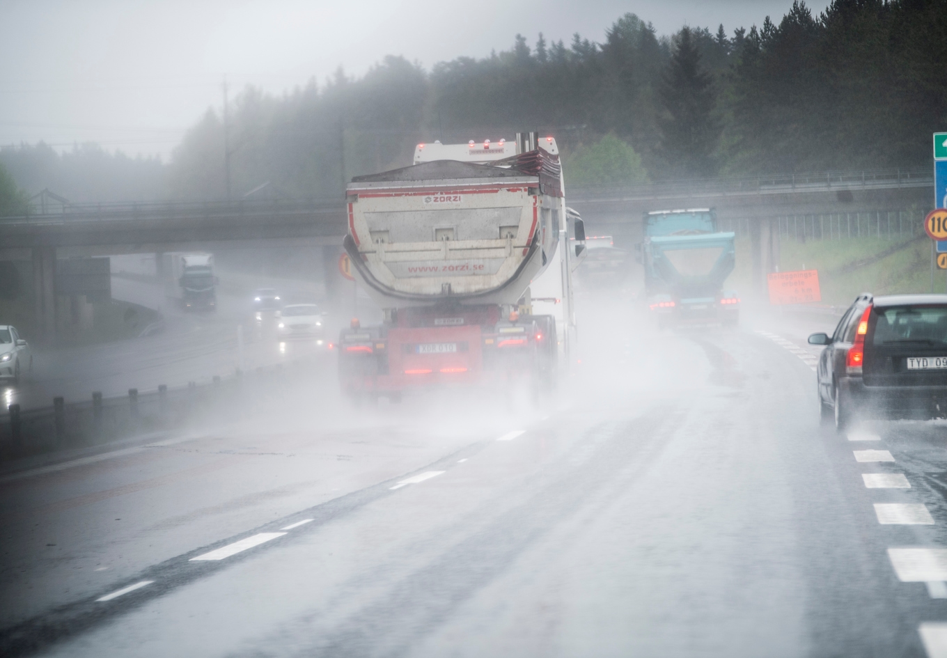 Det väntas regn och kraftiga vindar under söndagen. Arkivbild. Foto: Fredrik Sandberg/TT